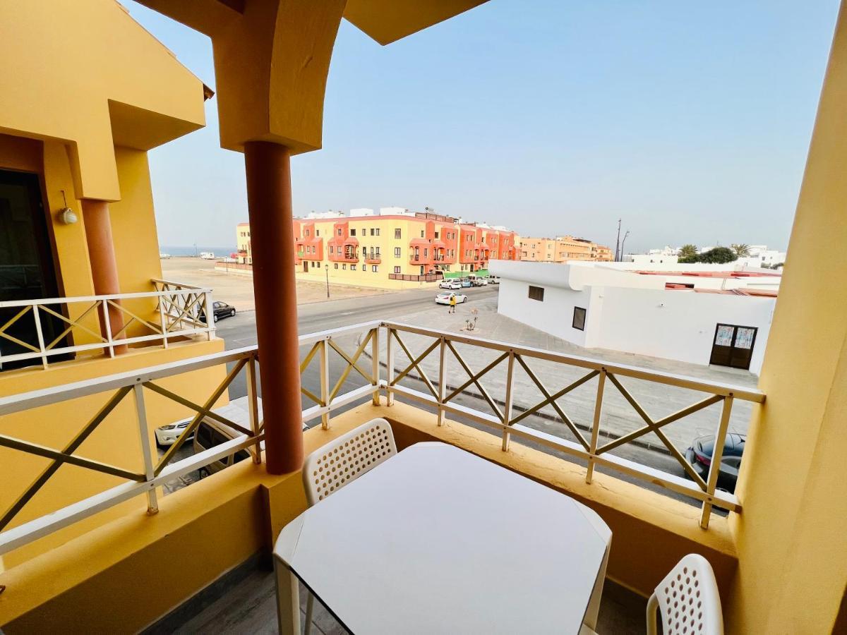 Modern Apartment With Sea Views In คอร์ราเลโฮ ภายนอก รูปภาพ