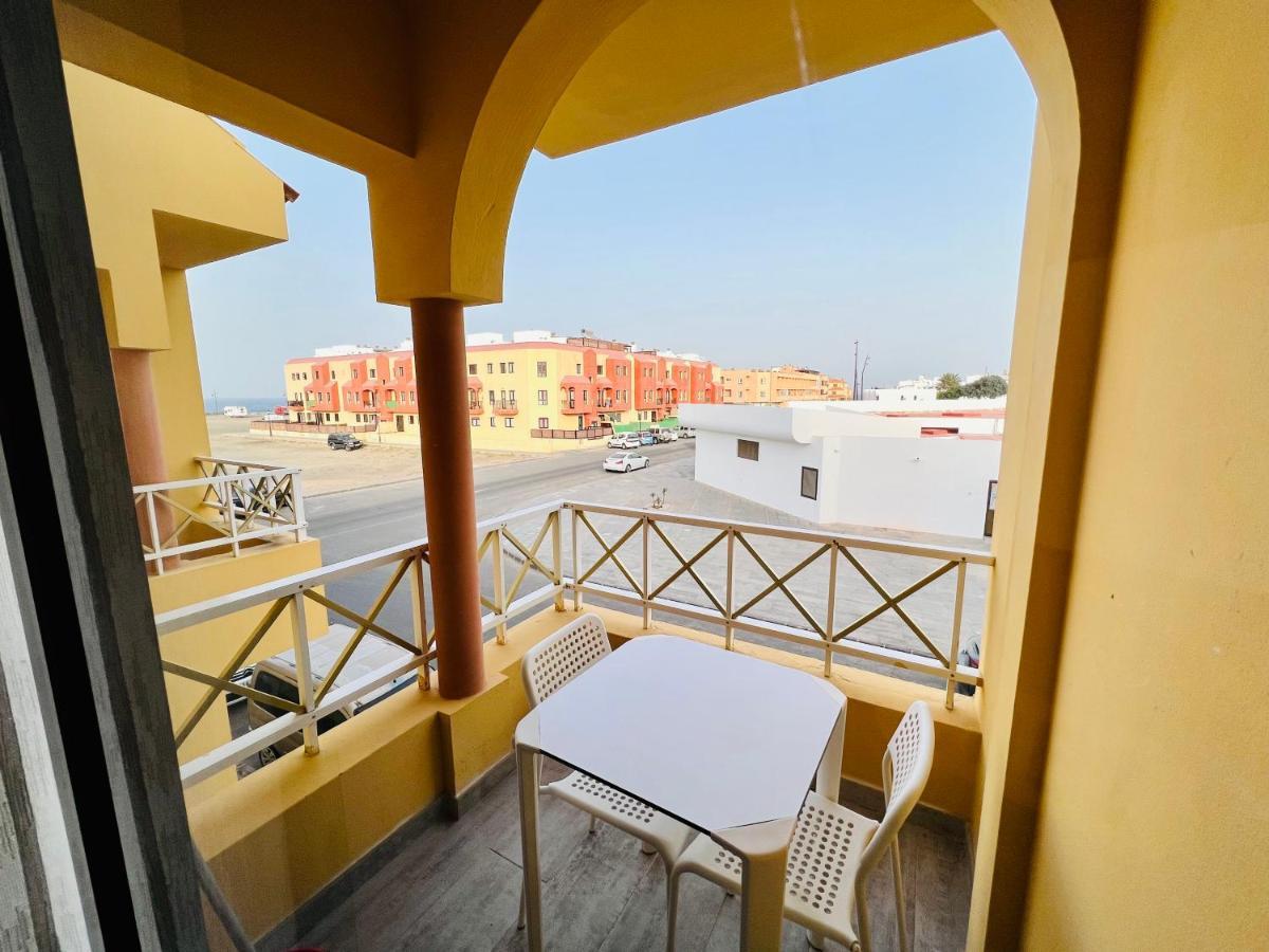 Modern Apartment With Sea Views In คอร์ราเลโฮ ภายนอก รูปภาพ